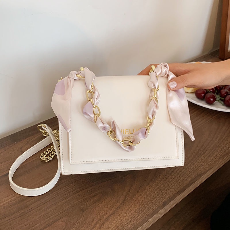 Túi đeo chéo phối dây xích thời trang hè thanh lịch sang trọng cho nữ 2021