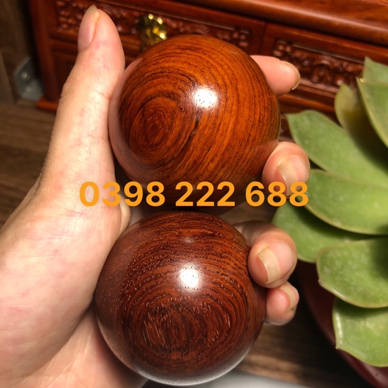 Bi tay, bi massage tay gỗ hương combo 2 viên