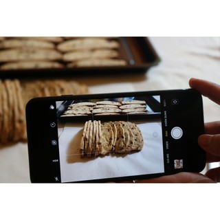 Bánh bicostti homemade ít đường nhiều hạt