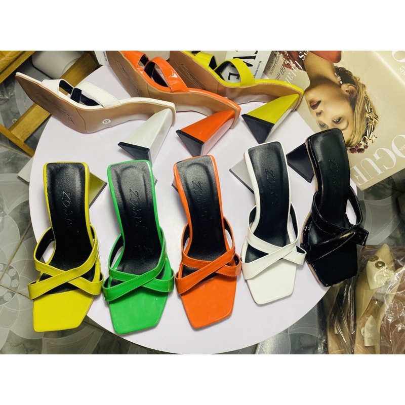 Giày gót tam giác 2 quai chéo hở mũi siêu hót 2022.