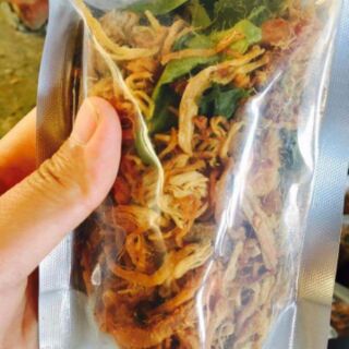 Khô gà lá chanh