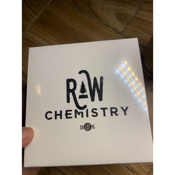 Kem dưỡng ẩm Essential Vitamin RAWChemistry 50ml date 03/2023