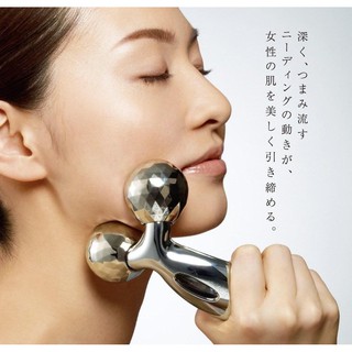 Con lăn kim cương massage
