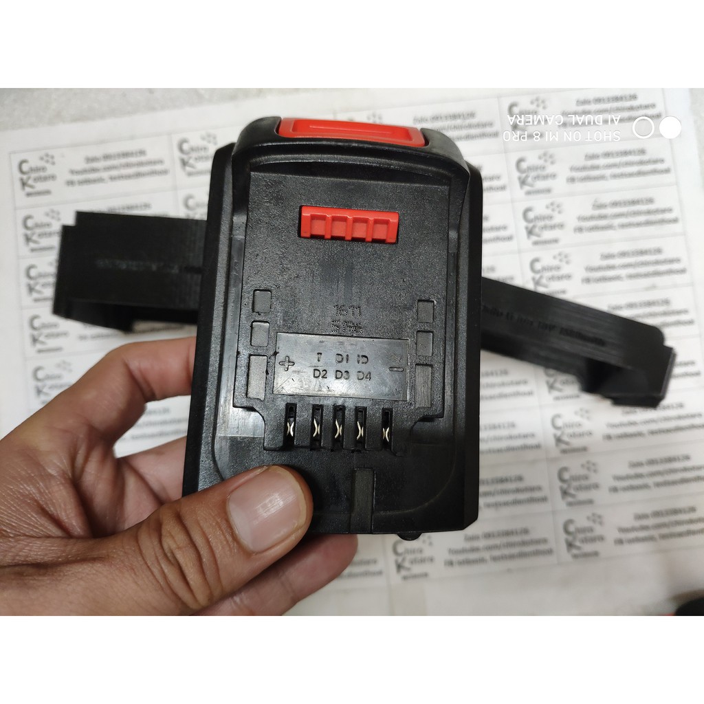 Miếng chèn tăng chiều cao cho hộp pin Ozito li-ion 18V 1500mAh