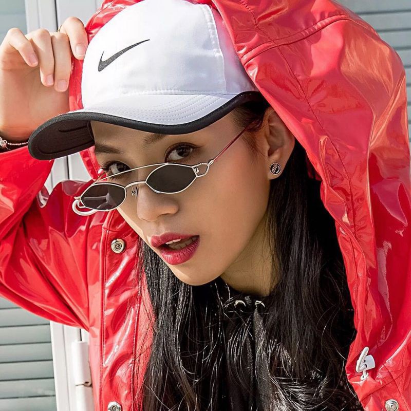 Kính Mát Gọng Oval Nhỏ Unisex