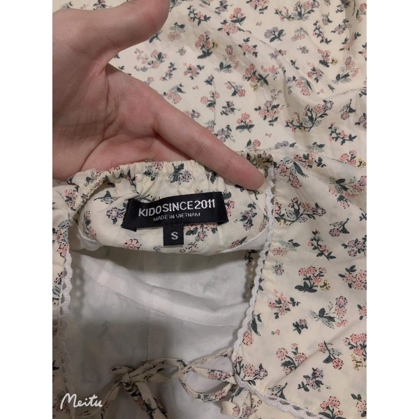 Đầm dây hoa Kido