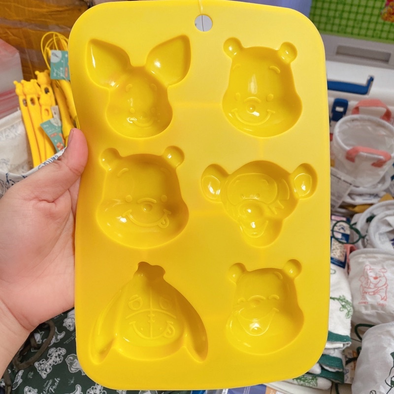 Khay nhựa silicone gấu Pooh
