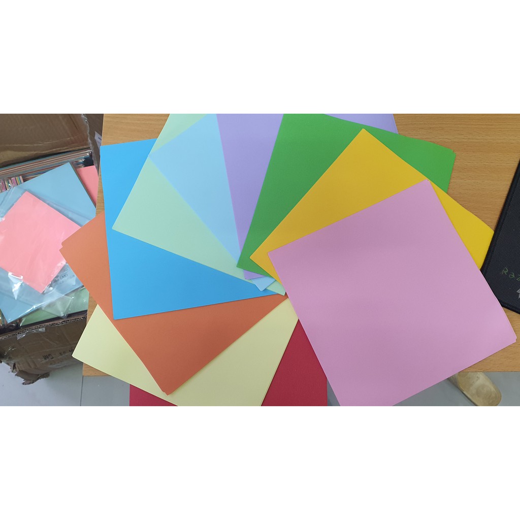 Giấy Gấp Origami 100 Tờ 10 Màu 20x20cm - 2 Mặt Đều Có Màu Giống Nhau