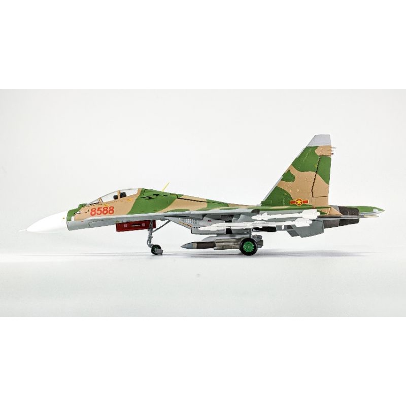 Mô hình máy bay Su30 MK2 KQVN SH 8588