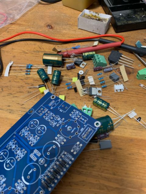 Mạch khuyếch đại công suất lm1875