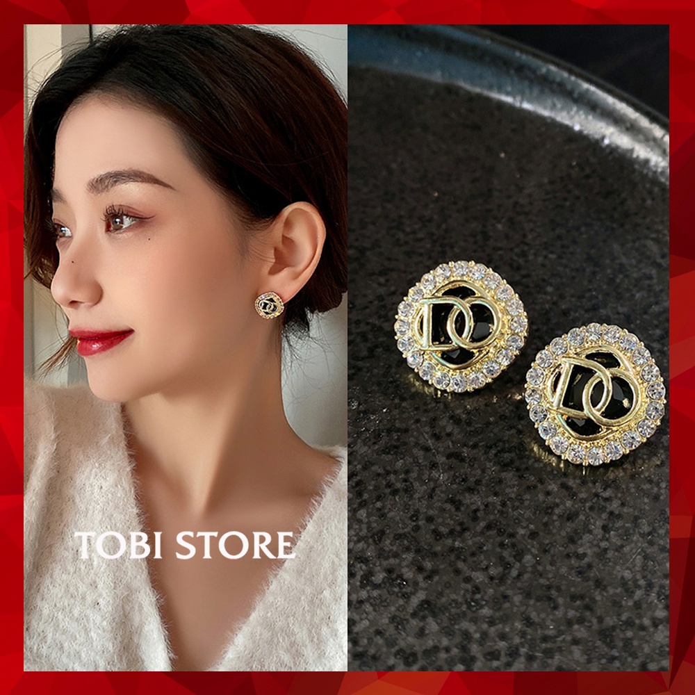 Khuyên tai nữ DO vuông đen viền đá bản dày TB590