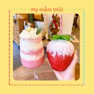 [ Sẵn ] 🍓Bình nước trái dâu🍓
