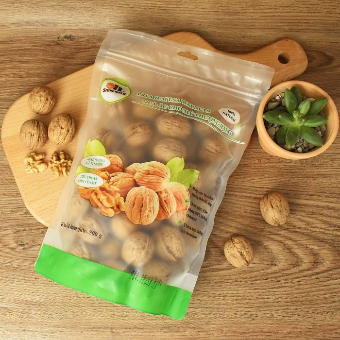 Quả Óc Chó Mỹ Smile Nuts Túi 500g (kèm đồ tách vỏ)