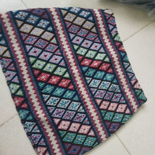 chân váy thổ cẩm