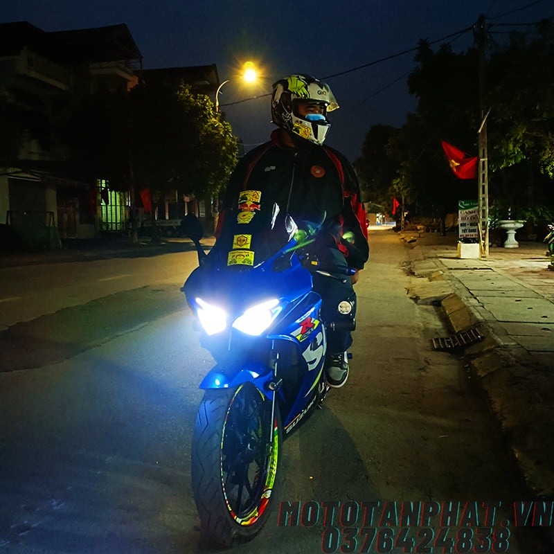 kính chắn gió Thái Lan GSX R-150