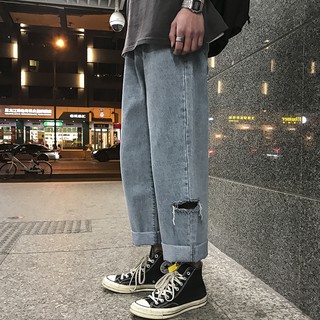 Quần denim rách bên thời trang trẻ trung cho nam
