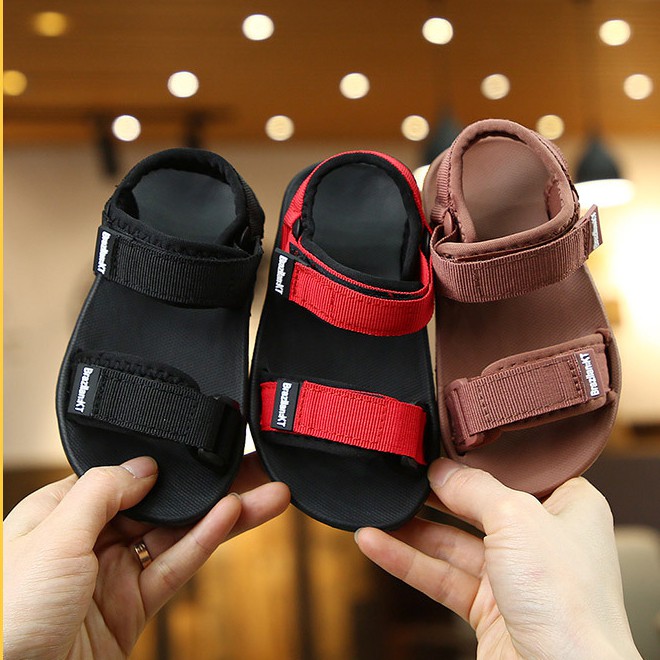 Sandal trẻ em bé trai thời trang 2020 size 30-35 XD01