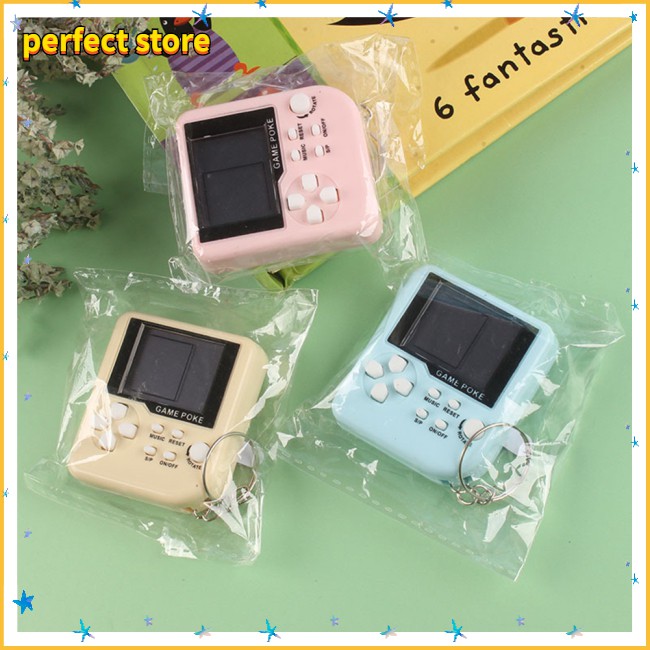 Máy Chơi Game Mini Mang Tính Hoài Niệm Cầm Tay Bỏ Túi Có Gắn Móc Chìa Khóa Trang Trí Xe Hơi Nhiều Màu Khác Nhau