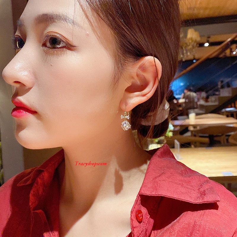 Bông tai cầu đá, móc nơ, đơn giản và tinh tế, kim bạc, mạ vàng 14k