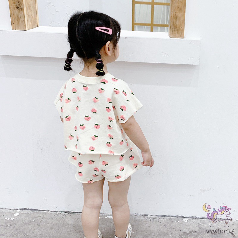 Set Áo Thun Tay Ngắn &amp; Quần Ngắn Cho Bé Gái