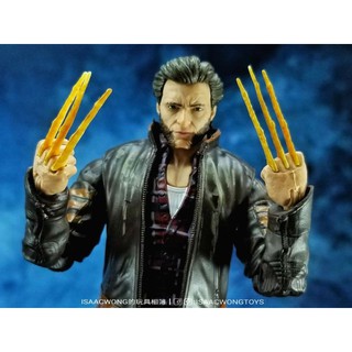 Mô hình Marvel Legends Wolverine áo khoác nâu
