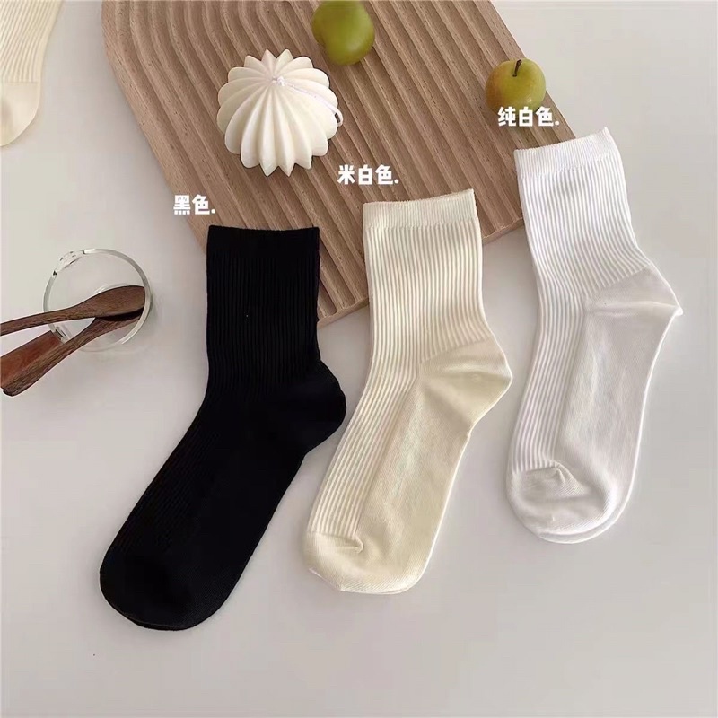 COMBO 1 set tất  10 đôi nữ cổ cao , hoạ tiết sọc thẳng đơn giản , chất liệu dày dặn