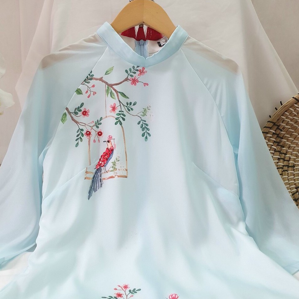 Áo Dài Cách Tân Hoạt Tiết Chim Công Xanh( Set Áo + Quần) | BigBuy360 - bigbuy360.vn