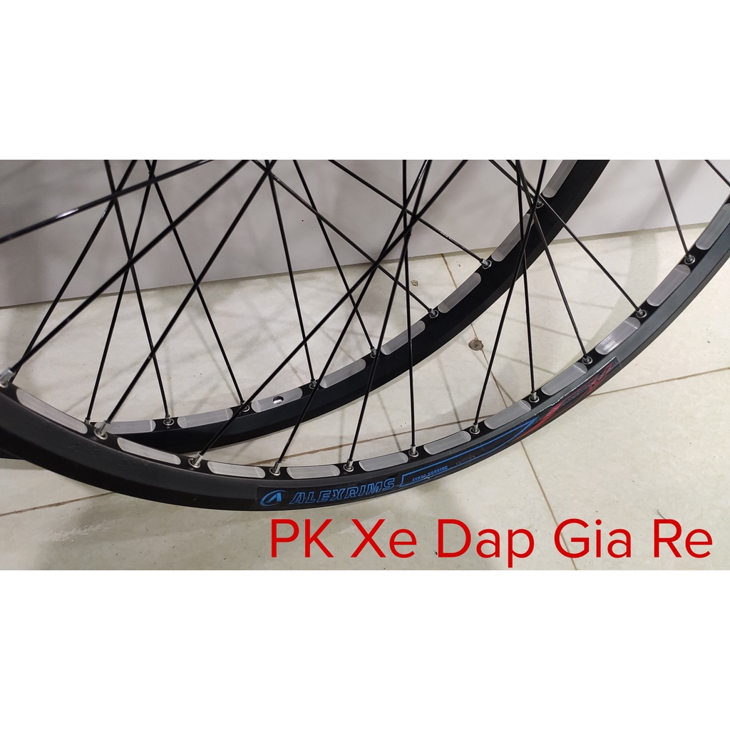 Bộ vành xe đạp thể thao đan sẵn bánh 26 sử dụng đùm bạc đạn cao cấp.