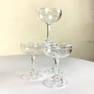 Ly xếp tháp ly đám cưới loại liền đế