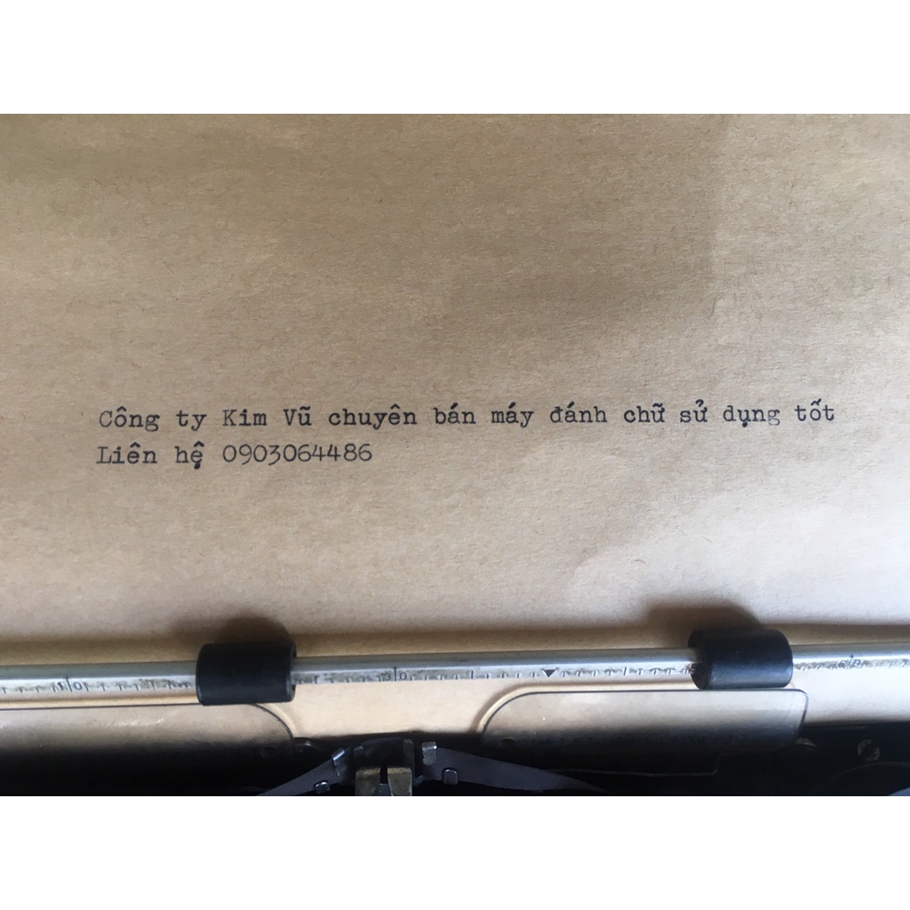 Giấy dùng cho máy đánh chữ