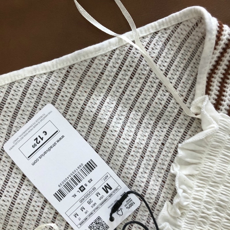 Áo cột dây Stradivarius