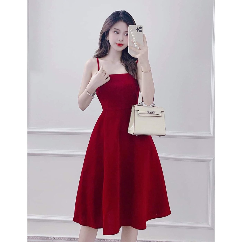 Đầm dự tiệc cúp ngực hai dây, áo khoác véc chất liệu Nhung cứng Buladanh đỏ đô tay dài siêu xinh.