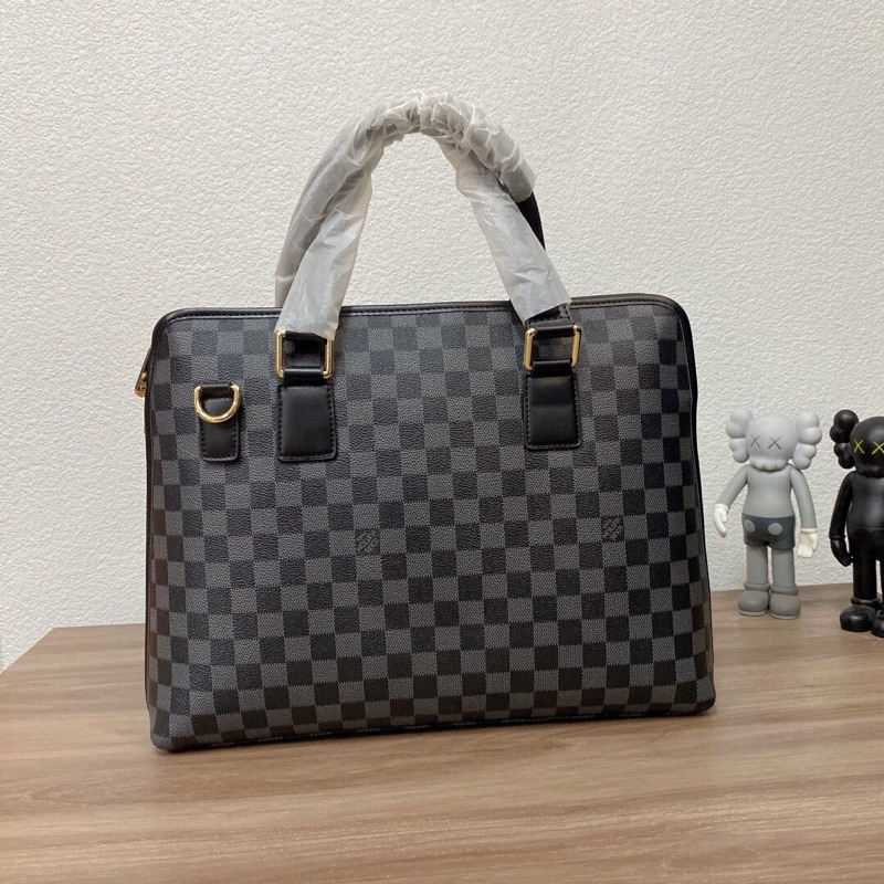 Cặp nam LV Louis*Vuitton* Mesenger da bê cao cấp Au nhập khẩu mới nhất 2021 | BigBuy360 - bigbuy360.vn