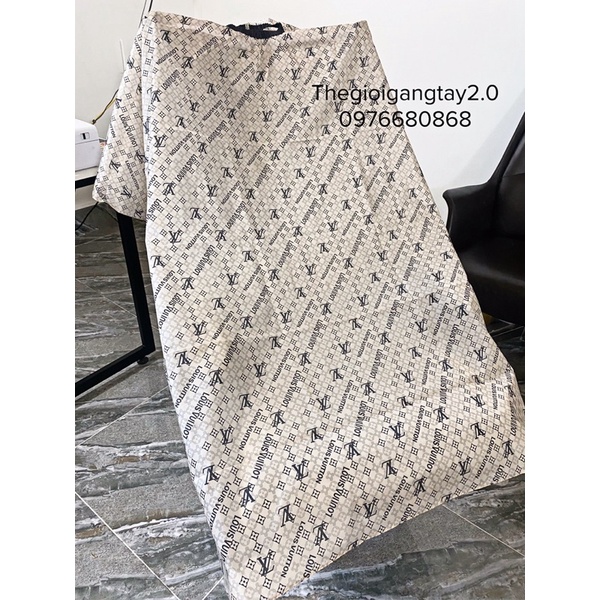 Áo Choàng Cắt Tóc Chuyên Nghiệp L-V(bản to)