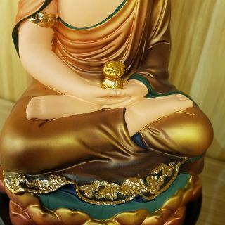 Tôn tượng Bổn Sư Thích Ca Mâu Ni