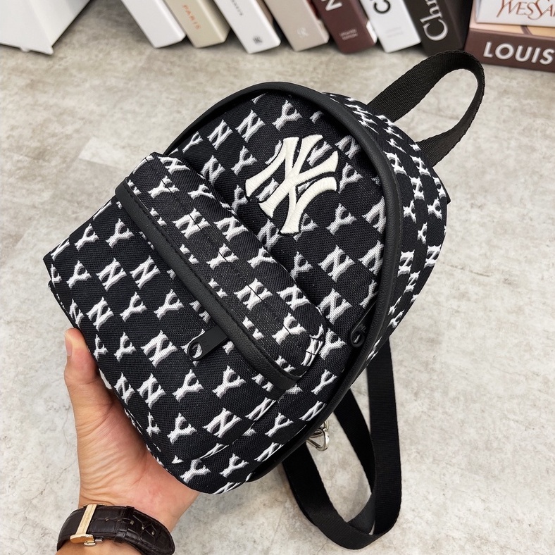 Balo mini MLB hoạ tiết monogram hàng xuất dư cao cấp phong cách Hàn Quốc - Hùng Nón Hiệu