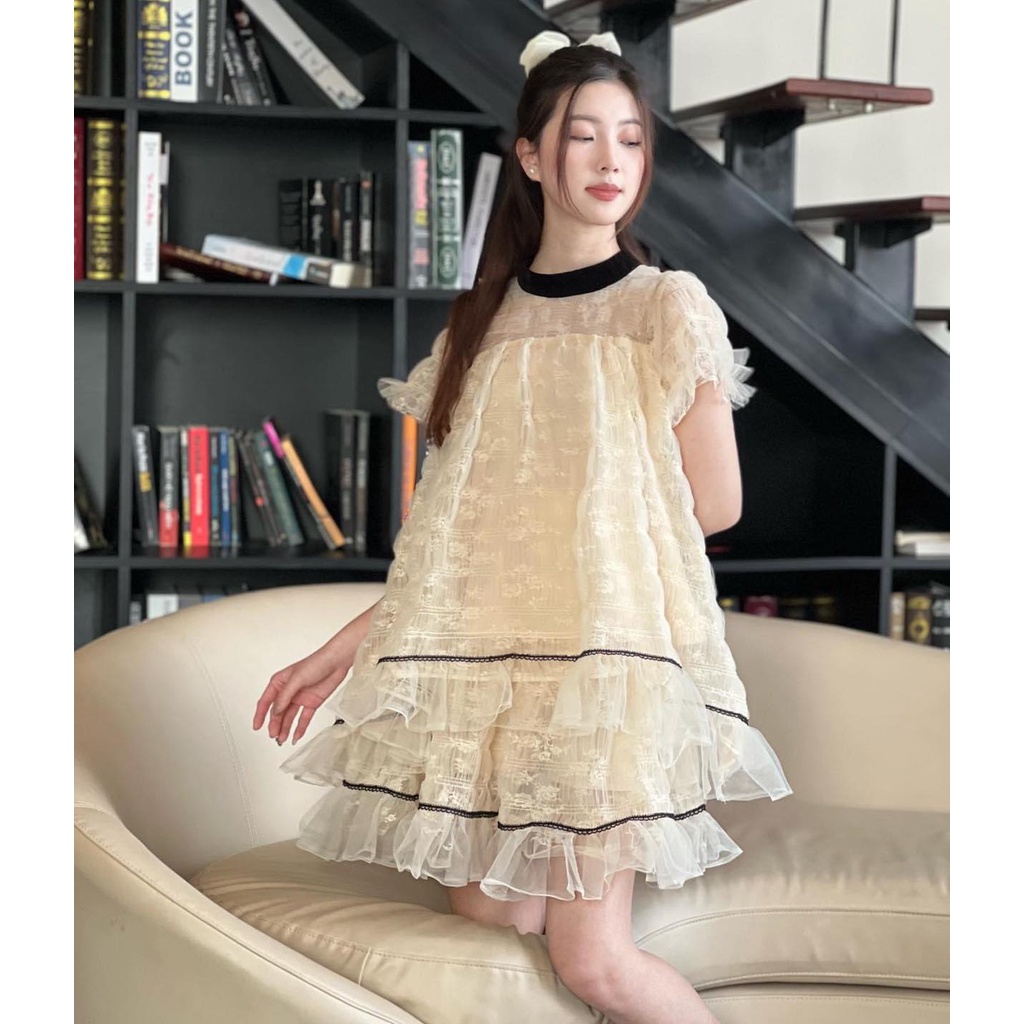 Set Đồ 𝐋’𝐄́𝐓𝐑𝐀𝐍𝐆𝐄𝐑 Feather Lace Cổ Tròn Chất Liệu Ren Cao Cấp Dáng Tiểu Thơ
