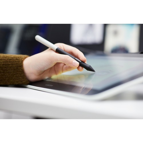 Bảng vẽ màn hình Wacom One (DTC133) | Chính Hãng Giá Tốt