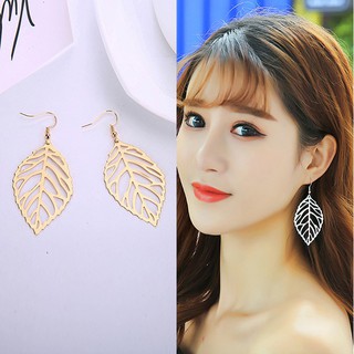 Khuyên Tai Hình Chiếc Lá Cá Tính