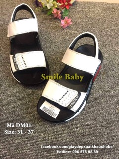 Sandal cho bé trai