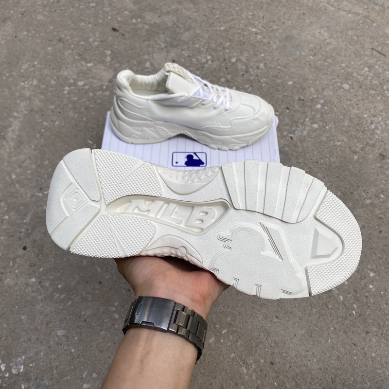 Giày Thể Thao ny nâu nam nữ loại đẹp