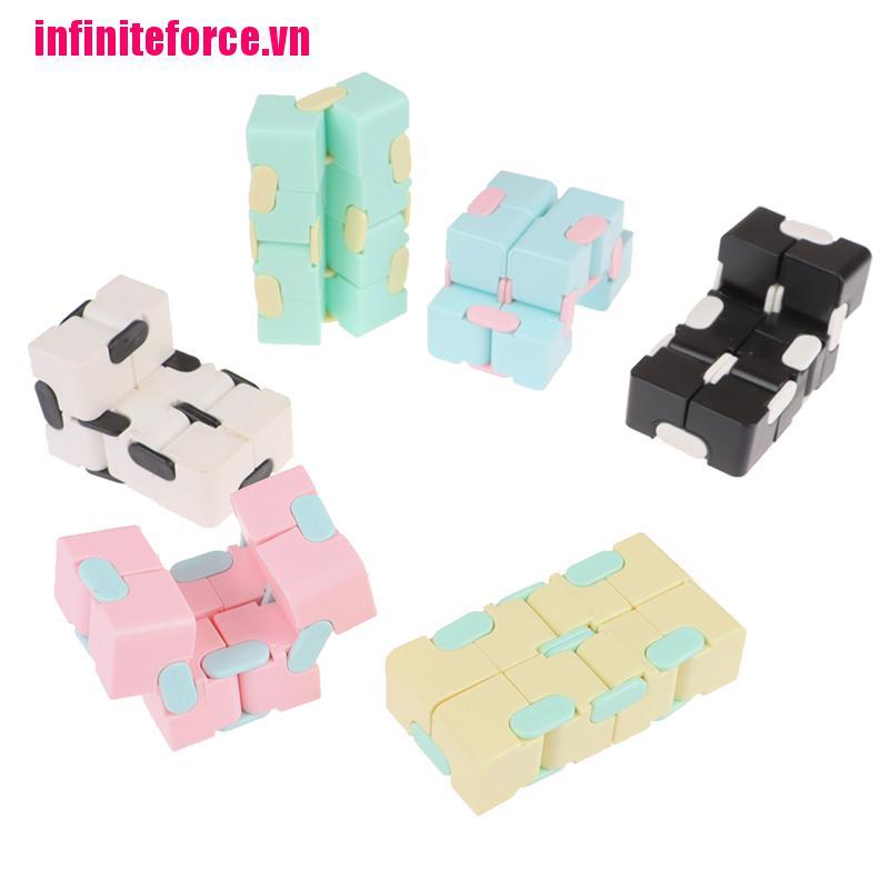 Khối Rubik Infinity Cube Giúp Giải Tỏa Căng Thẳng