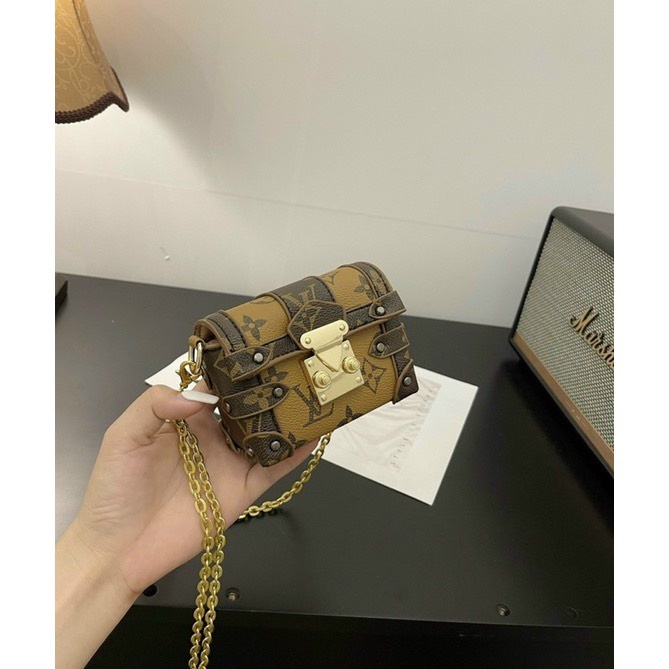 Túi Xách Nữ,cốp mini đeo chéo eo vì đinh , đeo chéo đeo vai khoá sập size 12cm siêu xinh
