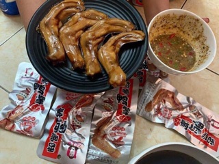 Chân vịt cay Phúc Kiến