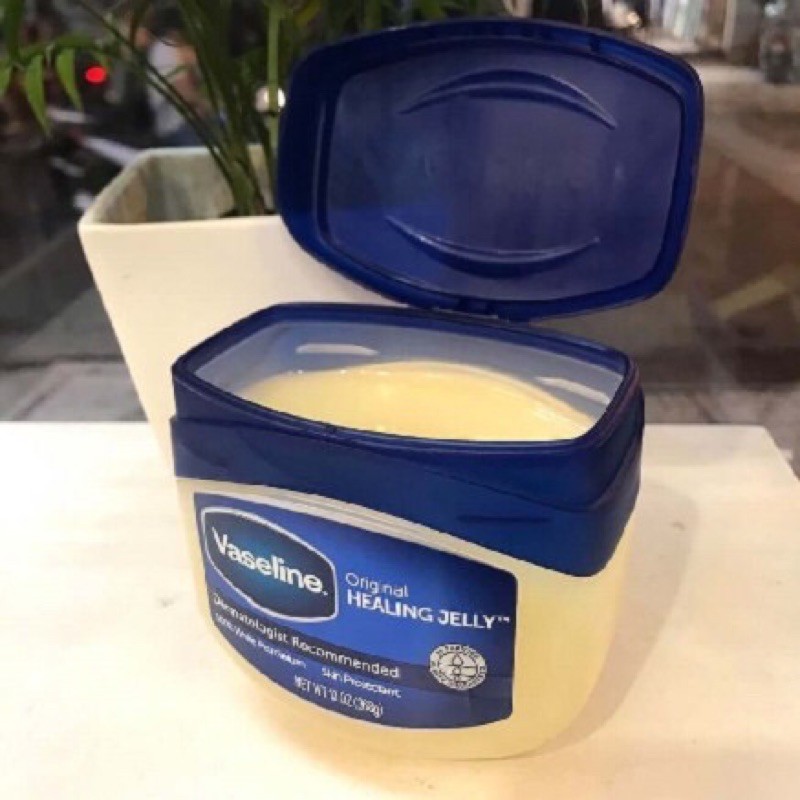 Sáp Dưỡng Ẩm Đa Năng Vaseline Original 49g 100% Pure Petroleum Jelly( Hàng Mỹ)