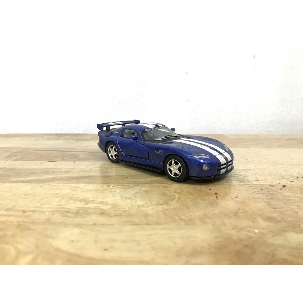 Mô hình xe Dodge Viper GTS-R _ Tỷ lệ 1:36