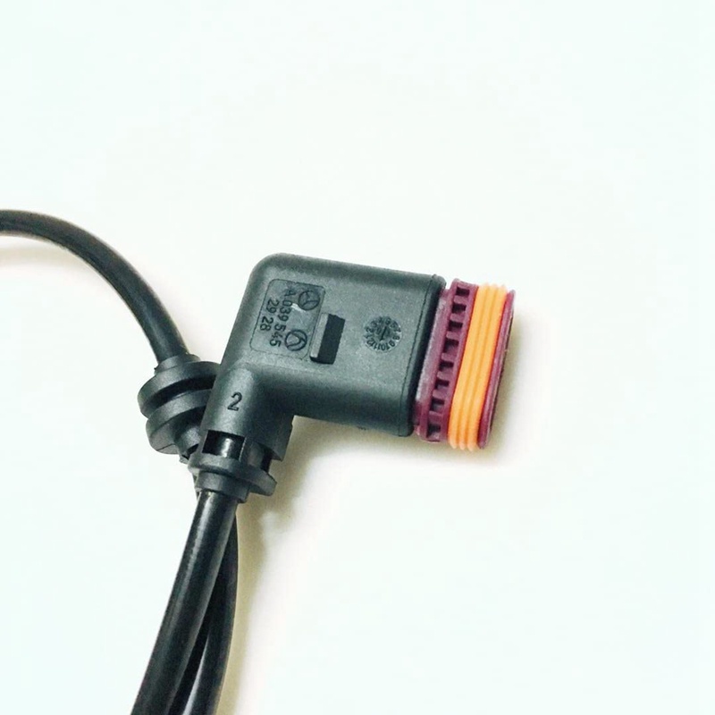 Phụ Kiện Trang Trí Xinh Xắn Chất Lượng2215400117 Cảm Biến Tốc Độ Bánh Xe Trái / Phải ABS Cho Mercedes W221