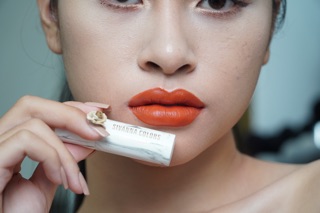 • LIPS • Son Lì Sivanna Marble