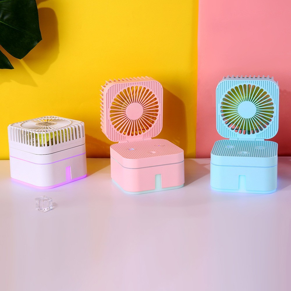 Quạt Mini phun sương để bàn cực mát Đèn Ngủ Nhiều màu    Gấp mở Siêu Tiện lợi CUBE MAGIC