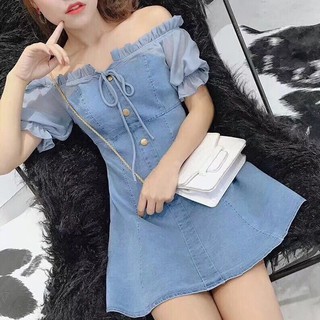 Đầm rin trễ vai ôm xòe dáng công chúa